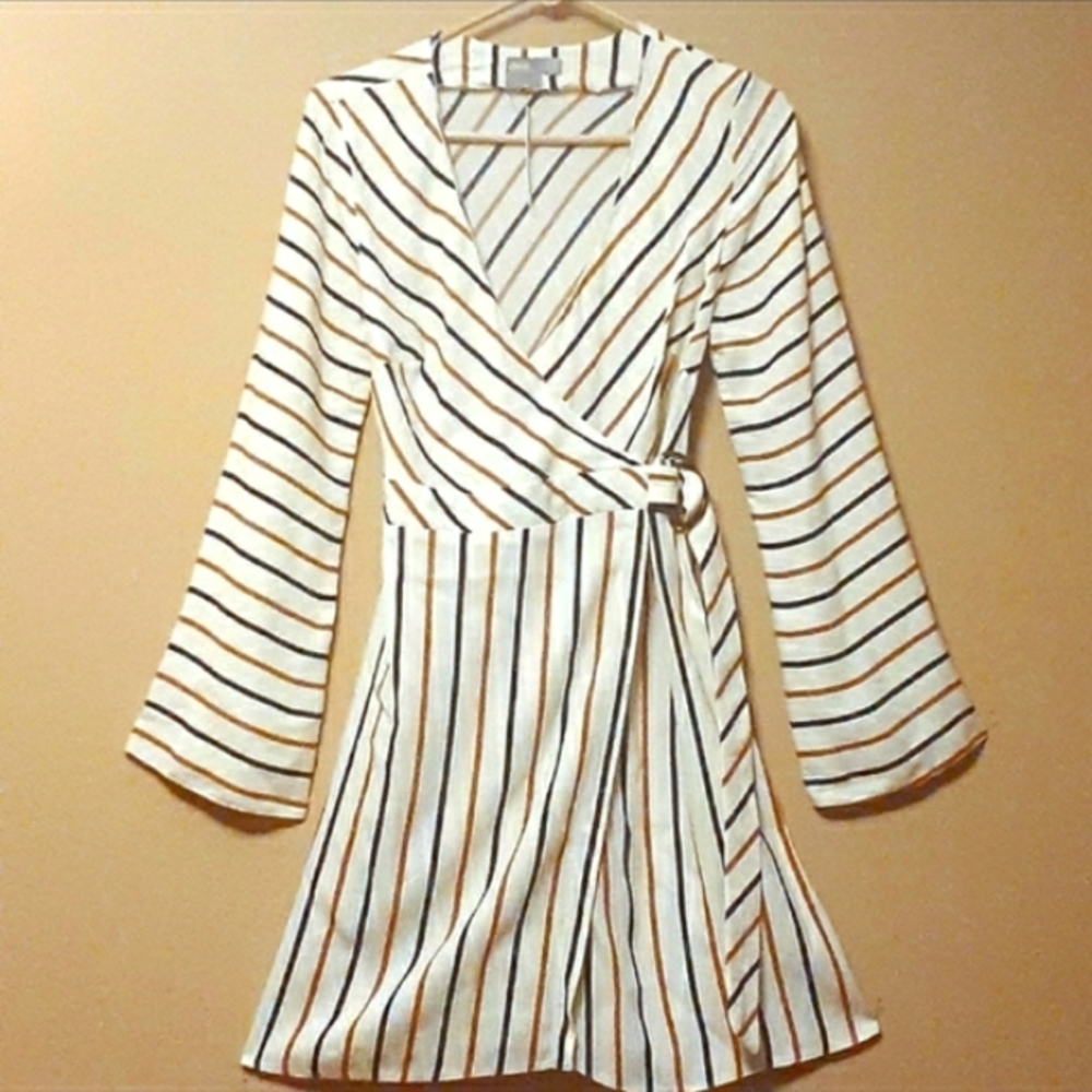 NWT Women's ASOS Wrap Dress w/Fluted Sleeve in Stripe
